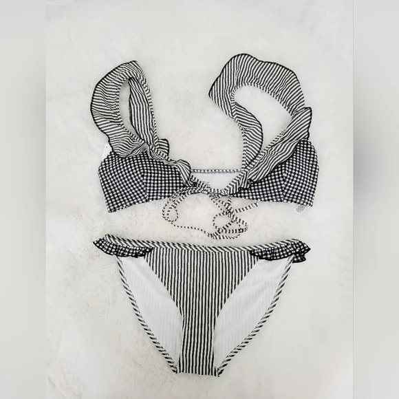 🕶AERIE SEERSUCKER RUFFLE WRAP BIKINI TOP SIZE M AND BOTTOM SIZE S - Picture 11 of 12